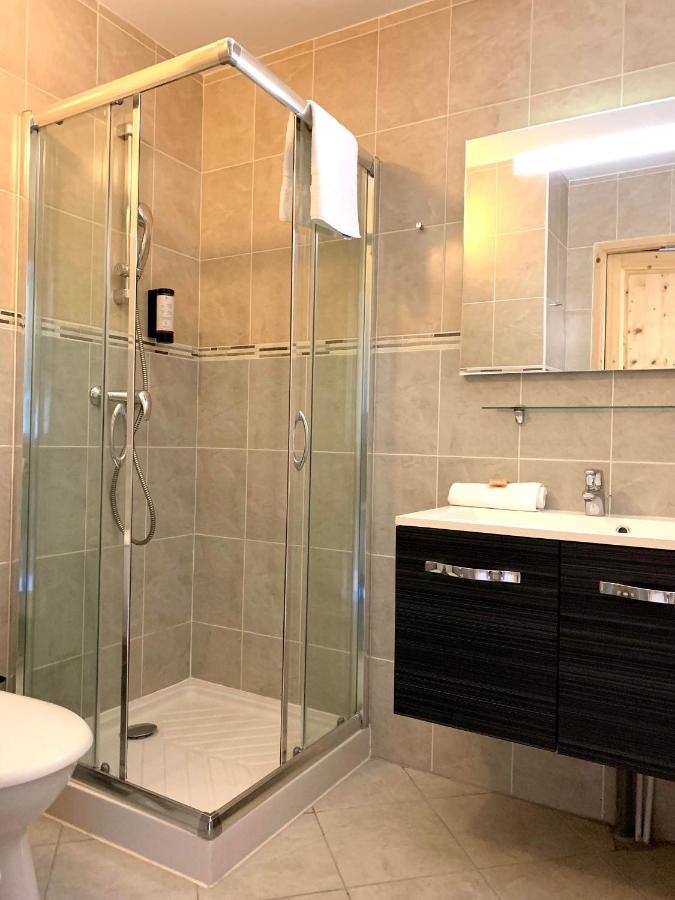 Hotel Lac Bleu 1650 سانت فرانسوا-لونغشامب المظهر الخارجي الصورة