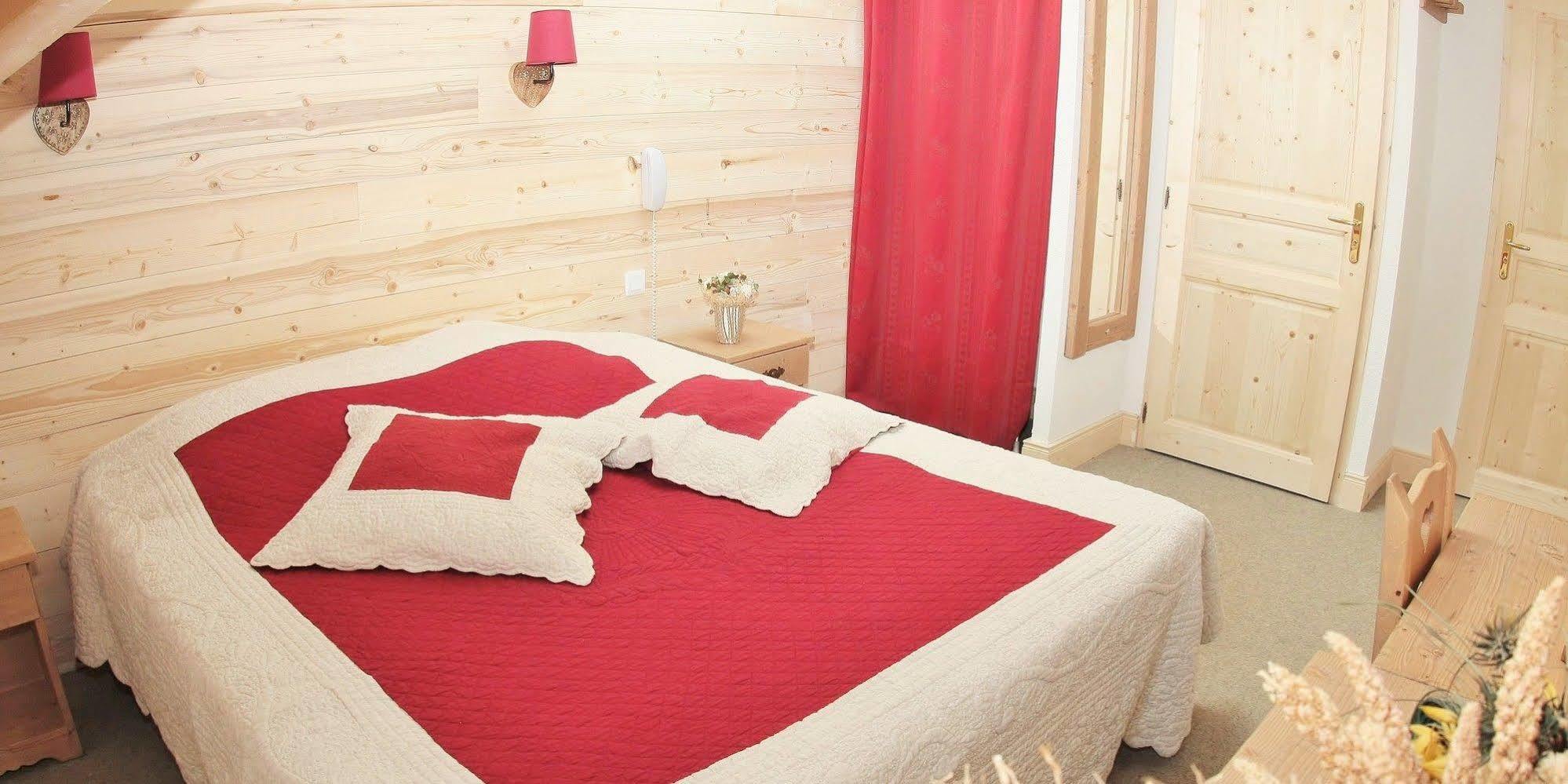 Hotel Lac Bleu 1650 سانت فرانسوا-لونغشامب المظهر الخارجي الصورة